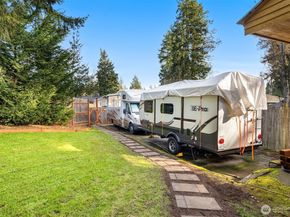 6427 182nd Place SW, Lynnwood WA 98037