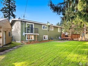 6427 182nd Place SW, Lynnwood WA 98037
