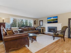 6427 182nd Place SW, Lynnwood WA 98037
