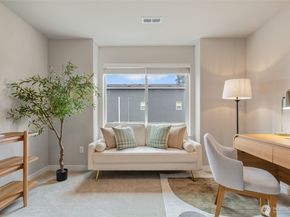 19230 37th Drive SE 4, Bothell WA 98012