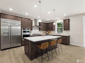10508 135th Place NE 37, Kirkland WA 98033
