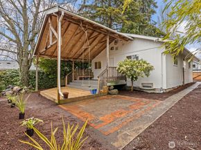 8117 17th Avenue SW, Seattle WA 98106
