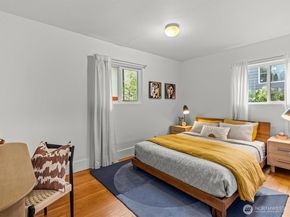 8117 17th Avenue SW, Seattle WA 98106