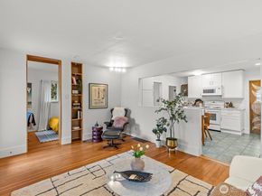 8117 17th Avenue SW, Seattle WA 98106