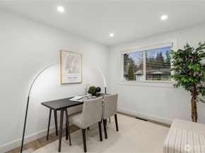 14128 82nd Place NE, Kirkland WA 98034