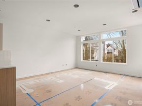 1138 A NW 57th Street, Seattle WA 98107