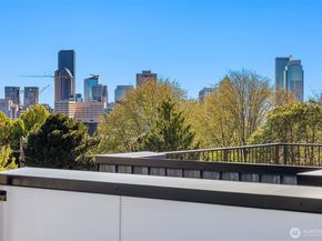 1713 17th Avenue, Seattle WA 98122