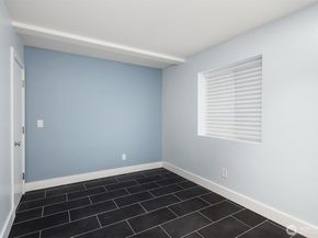 1534 Hillside Drive SE, Issaquah WA 98027