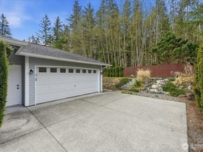 34414 SE Osprey Court, Snoqualmie WA 98065