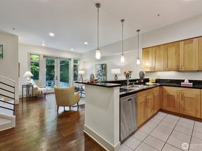 75 Pine Street 212, Edmonds WA 98020