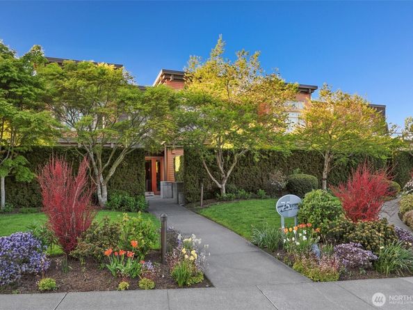 75 Pine Street 212, Edmonds WA 98020