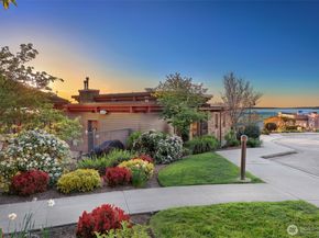 75 Pine Street 212, Edmonds WA 98020