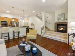 75 Pine Street 212, Edmonds WA 98020