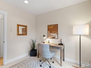 9501 Interlake Avenue N, Seattle WA 98103