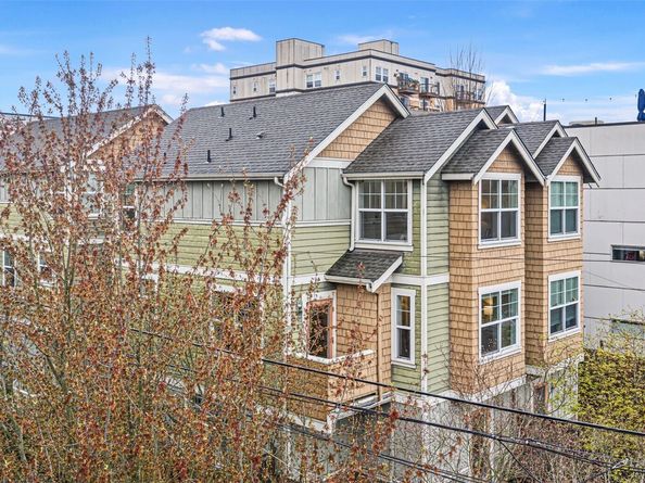 9501 Interlake Avenue N, Seattle WA 98103