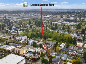 9501 Interlake Avenue N, Seattle WA 98103