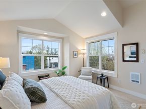 9501 Interlake Avenue N, Seattle WA 98103