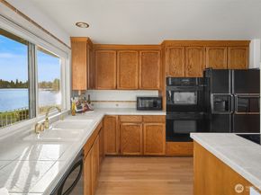 3604 Serene Way, Lynnwood WA 98087