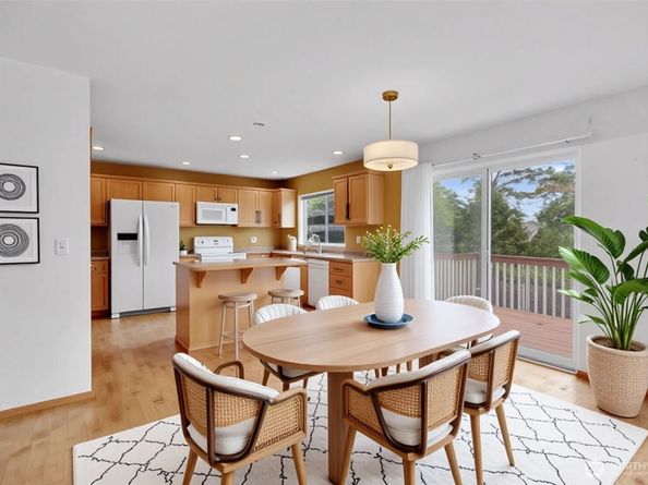 728 95th Court SE, Everett WA 98208
