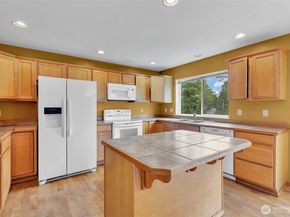 728 95th Court SE, Everett WA 98208