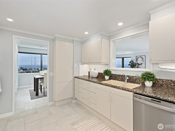 1301 Spring Street 28H, Seattle WA 98104