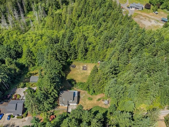 443 Beef Creek Lane NW, Seabeck WA 98380