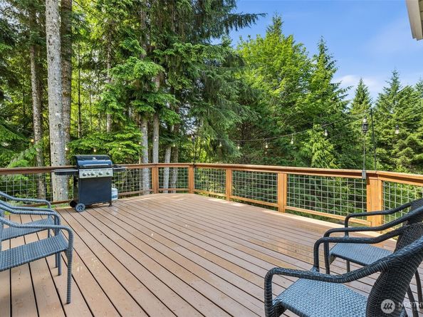 443 Beef Creek Lane NW, Seabeck WA 98380