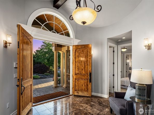 67 Cascade Key, Bellevue WA 98006