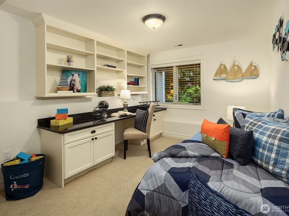 67 Cascade Key, Bellevue WA 98006
