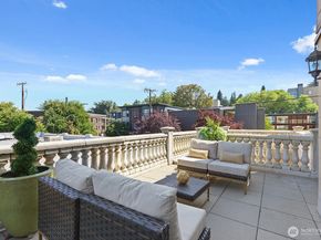 745 Bellevue Avenue E 201, Seattle WA 98102