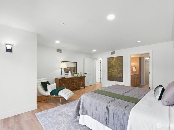 745 Bellevue Avenue E 201, Seattle WA 98102