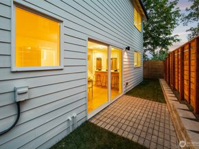 3422 20th Avenue S, Seattle WA 98144