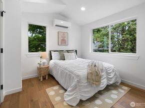 3422 20th Avenue S, Seattle WA 98144