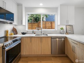 3422 20th Avenue S, Seattle WA 98144