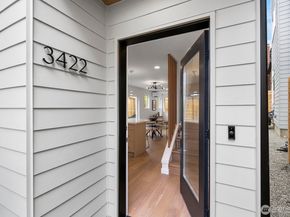 3422 20th Avenue S, Seattle WA 98144