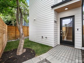 3422 20th Avenue S, Seattle WA 98144