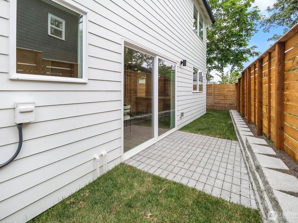 3422 20th Avenue S, Seattle WA 98144