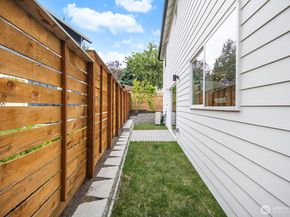 3422 20th Avenue S, Seattle WA 98144
