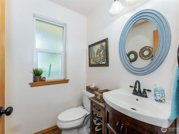 34059 Bridge View Drive NE, Kingston WA 98346