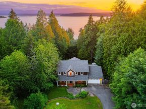 34059 Bridge View Drive NE, Kingston WA 98346