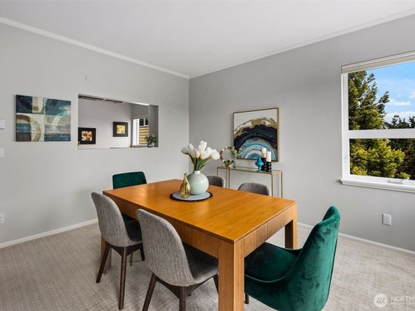 1812 25th Avenue C, Seattle WA 98122