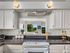 1812 25th Avenue C, Seattle WA 98122
