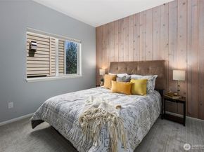 1812 25th Avenue C, Seattle WA 98122
