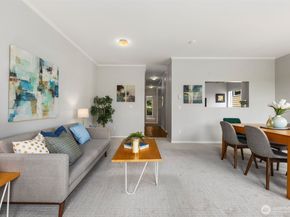 1812 25th Avenue C, Seattle WA 98122