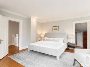 2823 34th Avenue S, Seattle WA 98144