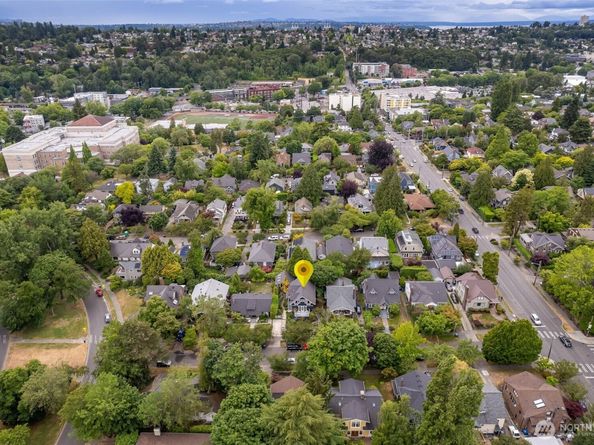2823 34th Avenue S, Seattle WA 98144