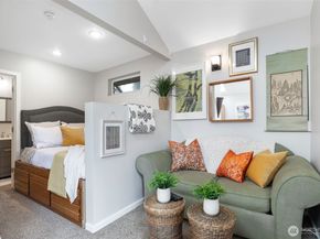 2823 34th Avenue S, Seattle WA 98144