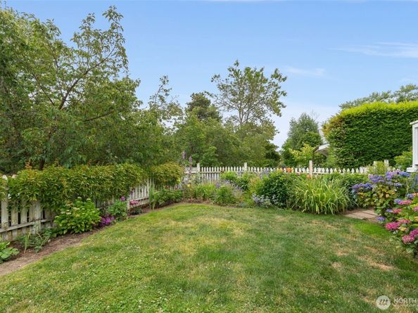 2823 34th Avenue S, Seattle WA 98144