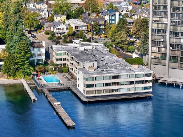 1600 43rd Avenue E 206, Seattle WA 98112