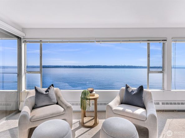 1600 43rd Avenue E 206, Seattle WA 98112